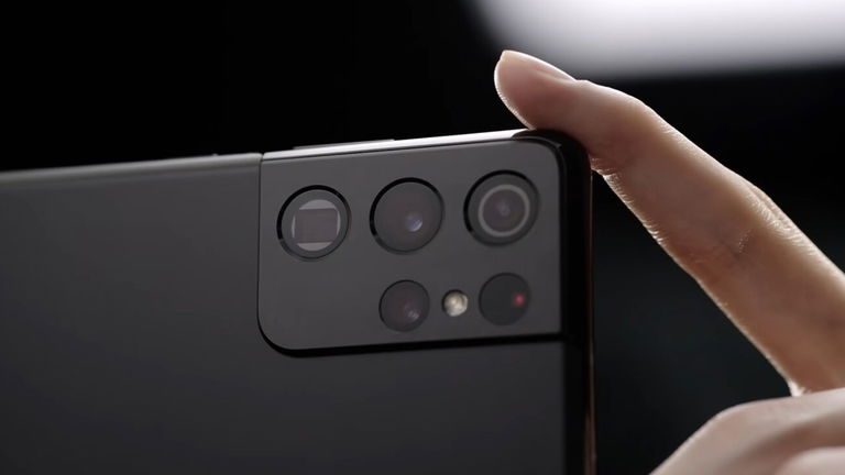 El Galaxy S26 Ultra tendría un módulo de cámara renovado similar al iPhone 17 Pro