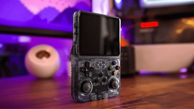 Esta es la mini-consola de la que todo el mundo habla: cuesta poco más de 20 euros y es una compra de la que no te arrepentirás