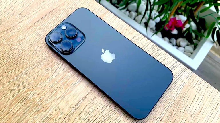 Ni iPhone 17, ni iPhone 17 Air: este iPhone de oferta tiene la mejor batería del mercado