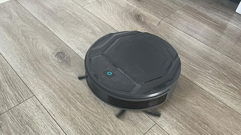 Batería de larga duración y diseño compacto: este robot aspirador baja a su mejor precio