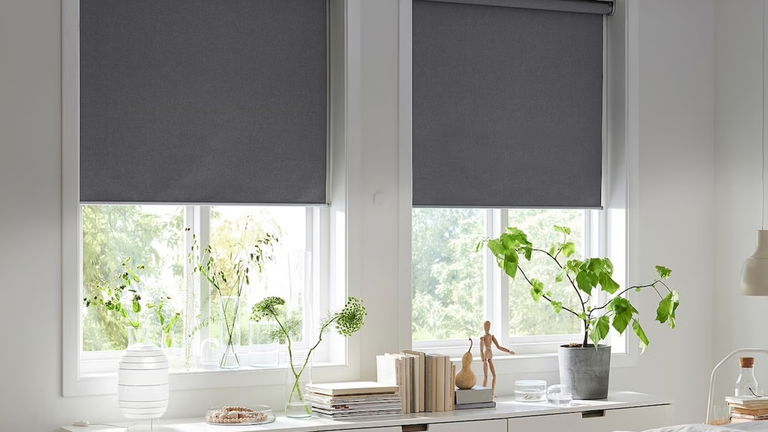 Dile adiós al calor con estas persianas inteligentes de oferta con soporte para Alexa, Google y Siri