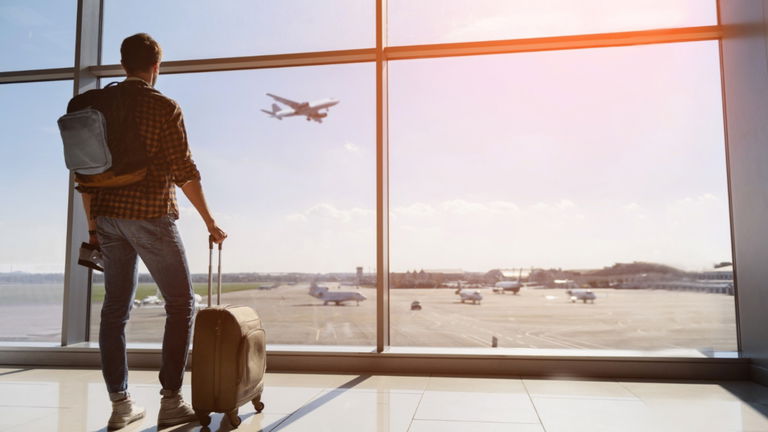 ¿Te vas de viaje y no quieres facturar? Estas 3 maletas de cabina están (de momento) tiradas de precio