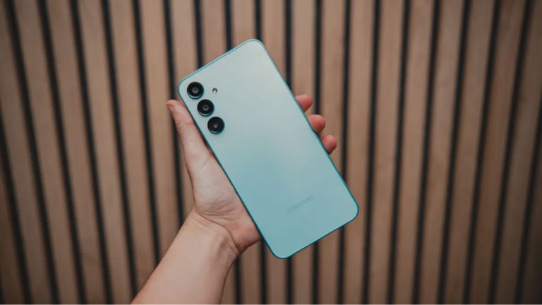 Pantalla FHD+ y autonomía para todo el día: este móvil de Samsung se desploma de precio en AliExpress