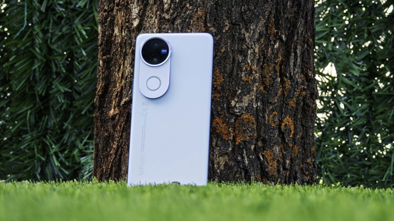 Este vivo V50 5G con cámara profesional y autonomía bestial es la sorpresa del año: ahora con descuento de casi 230 euros