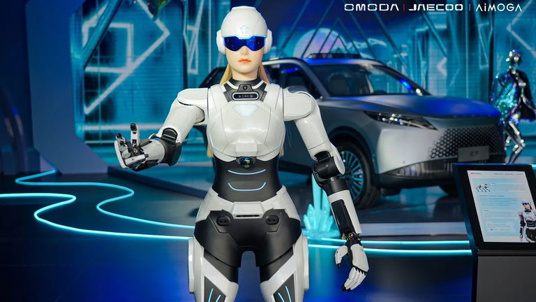 El robot humanoide capaz de abrir la puerta de tu coche: así es AiMOGA, el robot de OMODA & JAECOO que saldrá al mercado global