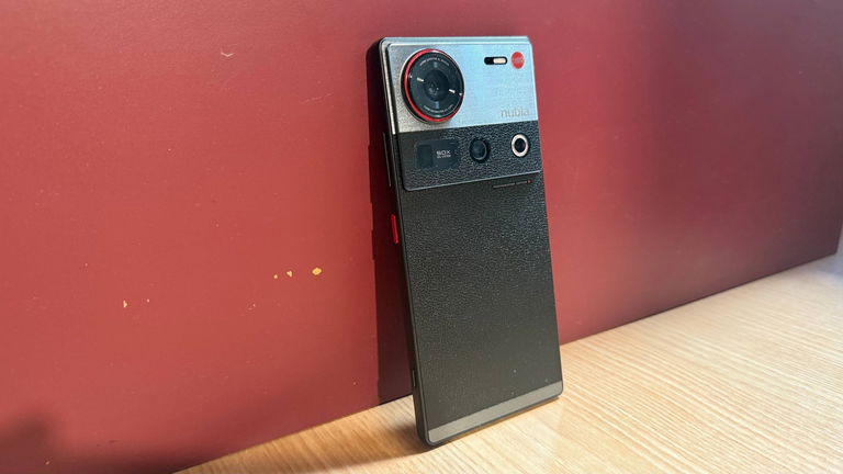 Análisis nubia Z70S Ultra: mucho más que una pantalla imbatible, un todoterreno económico que hace (casi) todo bien
