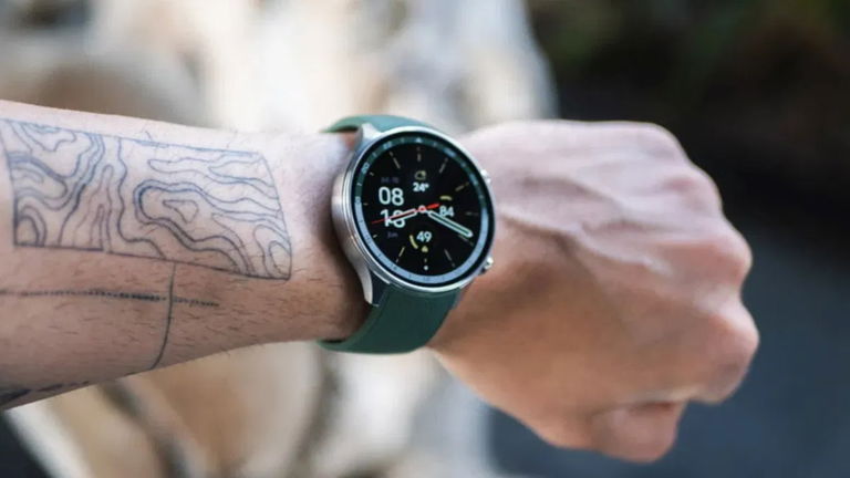 Lo probamos hace un año y nos sorprendió. Hoy puedes comprar este smartwatch de OnePlus a un precio ridículamente bajo