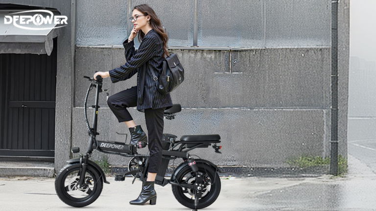 Olvídate del tráfico: esta bicicleta eléctrica plegable con suspensión multietapa lo hace todo por ti
