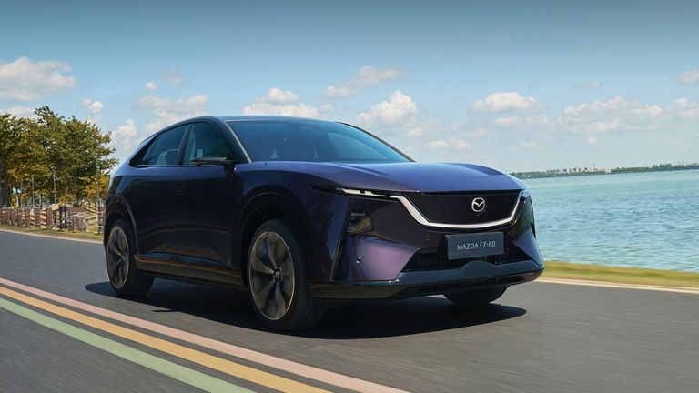 El rival del Tesla Model Y que nadie esperaba: Mazda lanza un SUV eléctrico con 1000 km de autonomía por solo 15.000 euros