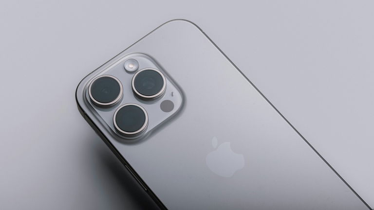 Esta auténtica bestia cuesta casi 200 euros menos: el iPhone 16 Pro Max pocas veces ha tenido este precio