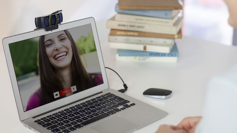 Esta es la webcam de Logitech que arrasa en ventas en Amazon con Full HD y audio estéreo cristalino