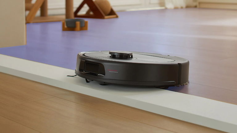 Amazon hunde el precio del robot que aspira, friega y hasta se lava solo