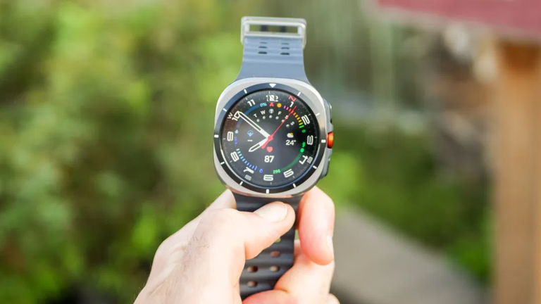 De la oficina al monte, del gimnasio a la siesta: el Galaxy Watch Ultra aguanta todo contigo gracias a su batería de 590 mAh