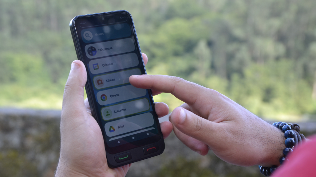 SPC ZEUS 2 PRO, análisis: un móvil sencillo que realmente piensa en los mayores