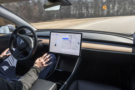 Tesla activa gratis su asistente de IA Grok en Europa: ahora podrás hablar con un copiloto inteligente