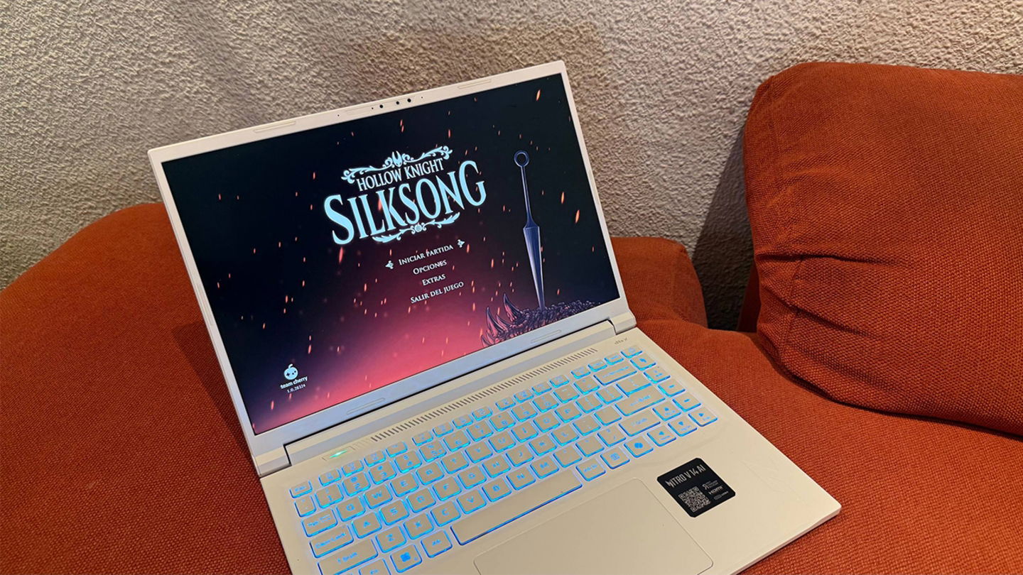 Análisis Acer Nitro V 14 AI: gran rendimiento a buen precio en un portátil gaming de incógnito