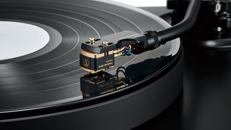 Audio-Technica renueva su gama de cápsulas con la serie AT33x: precisión japonesa y nuevo diseño en zinc fundido