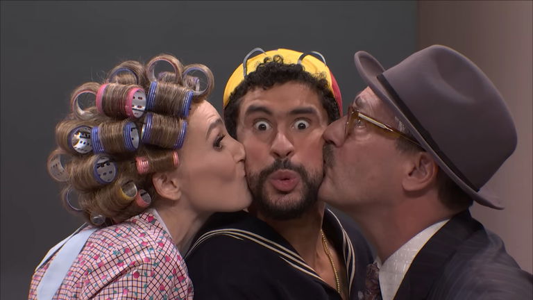 Bad Bunny es Quico en la nueva 'El Chavo del 8', o mejor, en 'The Kid From Number 8'