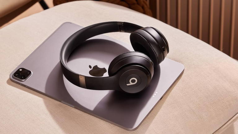 53% de descuento en los Beats Solo 4, compatibles con iOS y Android y con hasta 50 horas de autonomía