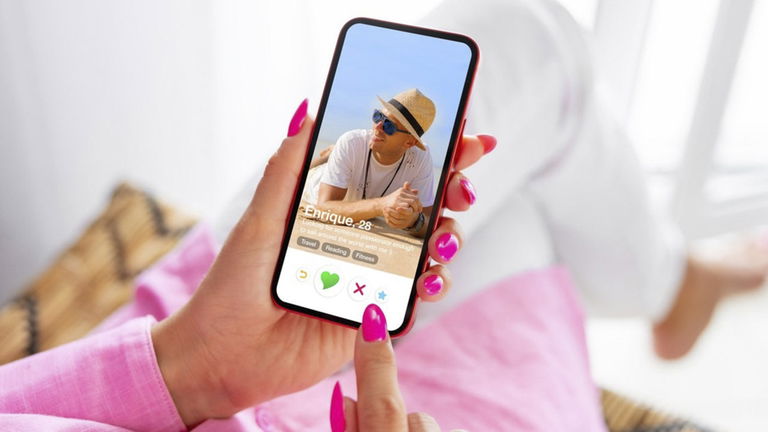 Cuántos likes puedes dar al día en Tinder: límites y trucos