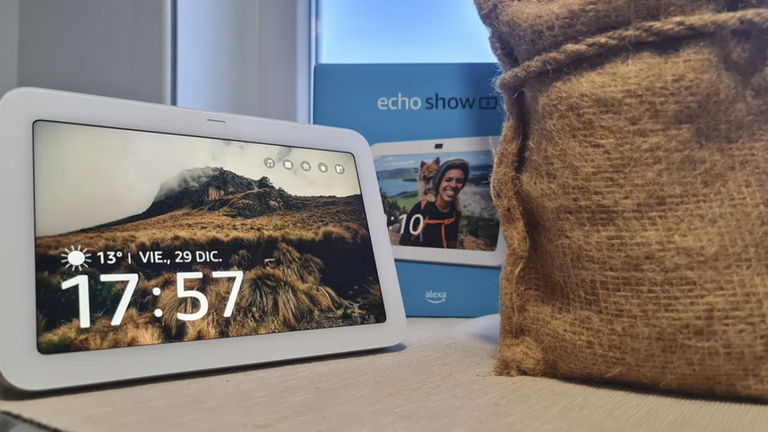 Arrasa en ventas esta pantalla inteligente de 8 pulgadas con Alexa que pone música, videollamadas y tu casa a un toque
