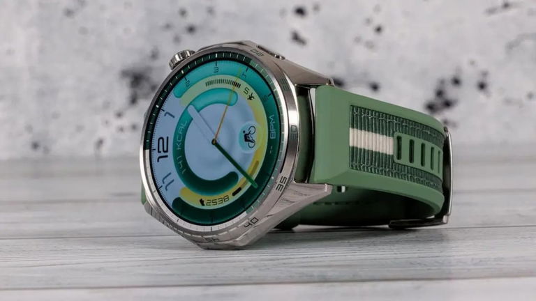 Este nuevo reloj de HUAWEI viene con cristal de zafiro y 3 semanas de batería y puedes conseguirlo más barato gracias a un exclusivo descuento de lanzamiento