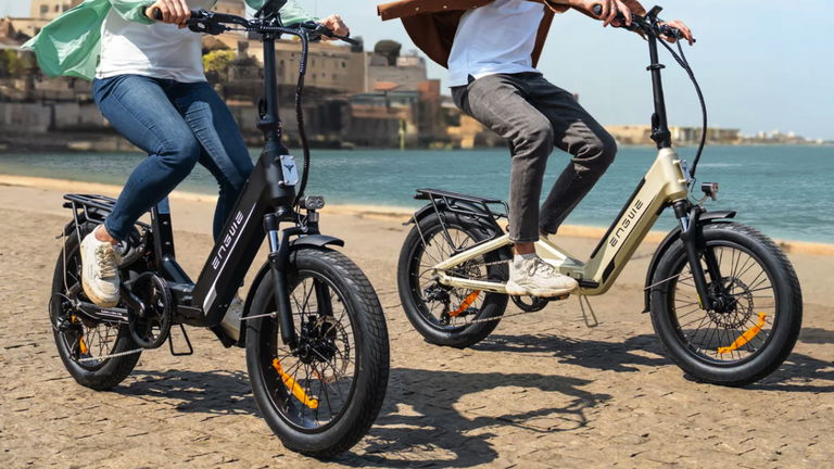 Desploma su precio esta bici eléctrica de gama alta: potencia, 135 km de batería y cambios Shimano