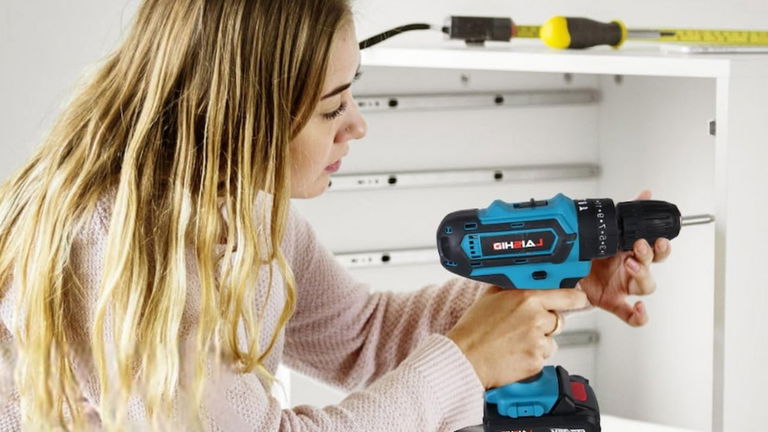 Una casa no es una casa si no tiene taladro: este modelo sin cables es un superventas de AliExpress que sale por menos de 20 euros