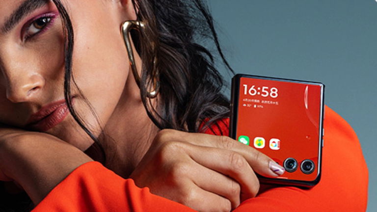 Tiene un diseño espectacular y un precio sin rival: por menos de 600 euros este plegable de Motorola es una compraza