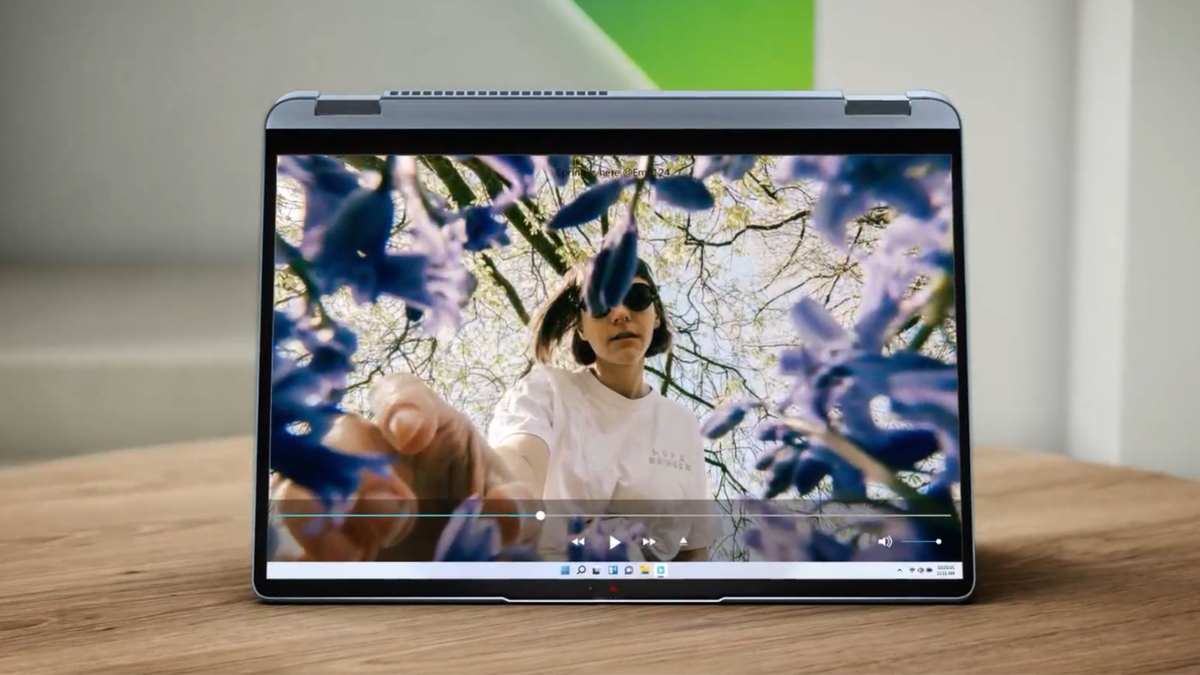 200 euros menos para este portátil convertible con carga rápida y pantalla táctil precisa