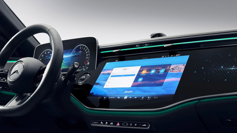 Mercedes-Benz da un paso atrás (por seguridad): la marca admite que los botones físicos son mejores que las pantallas táctiles