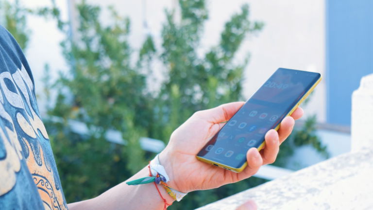 No puedo dejar de recomendar este móvil de 6,7 pulgadas si quieres gastar poco y que funcione de verdad