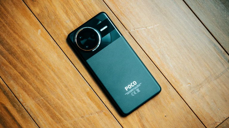 Amazon tumba el precio de este móvil Ultra de Xiaomi: Snapdragon 8 Elite y 5300 mAh por 240 euros menos