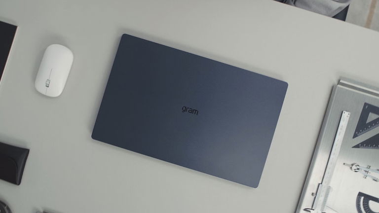 Pantalla OLED, 32 GB y 1 TB en un dispositivo de 990 gramos: no es ciencia ficción, es el LG Gram SuperSlim, con 750 euros de descuento