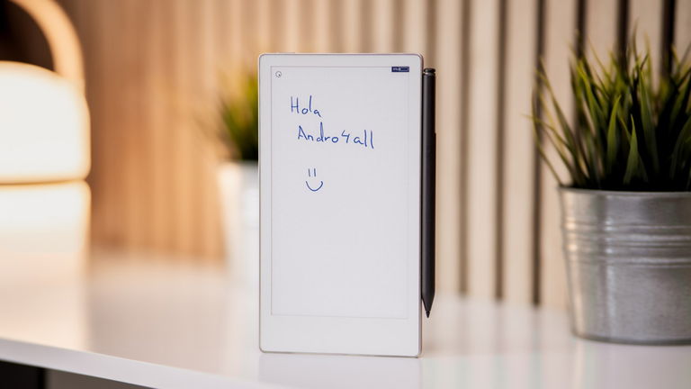 reMarkable Paper Pro Move, análisis: la libreta digital de bolsillo con tinta electrónica a color