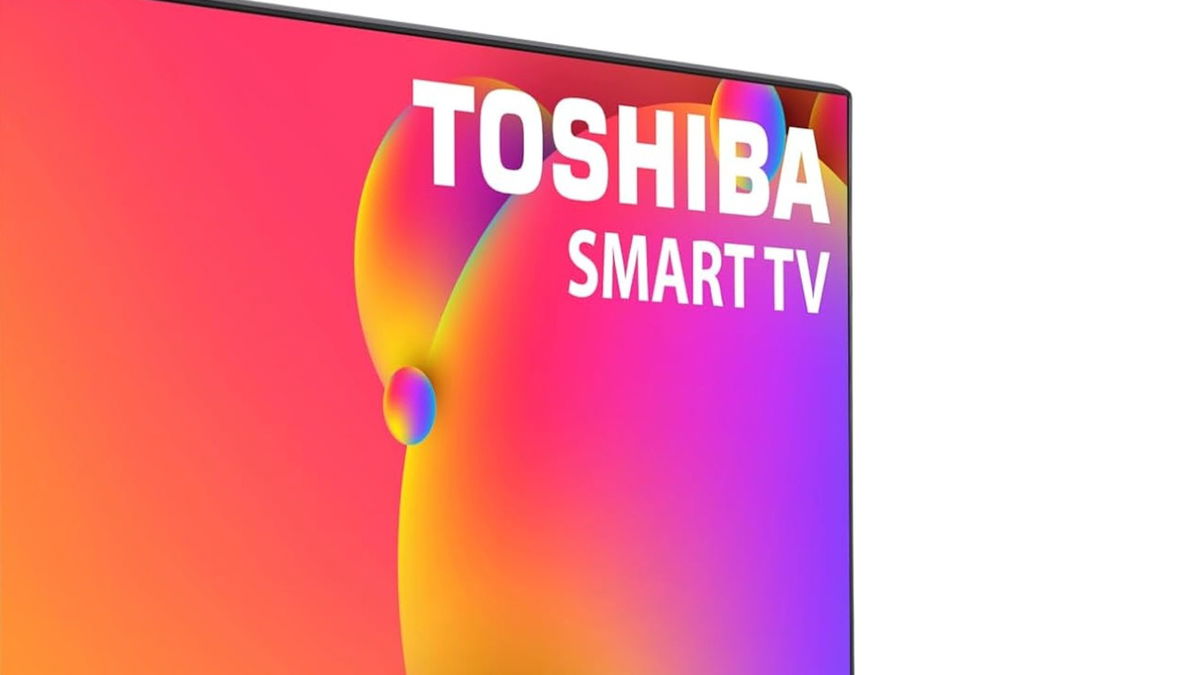 Tu dormitorio, ahora con cine gracias a esta Toshiba Full HD con HDR y control por voz, que está a preciazo