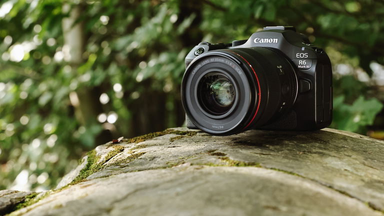 Canon presenta la EOS R6 Mark III y el RF 45mm f/1.2 STM, la cámara "total" y la lente que democratiza la magia