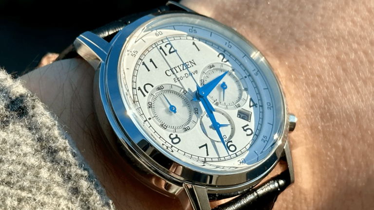 Citizen asusta al mercado: tecnología solar, elegancia y una rebaja brutal en dos acabados diferentes