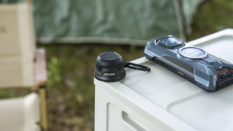 DOOGEE V Max Play, el teléfono ultrarresistente que se convierte en un cine móvil