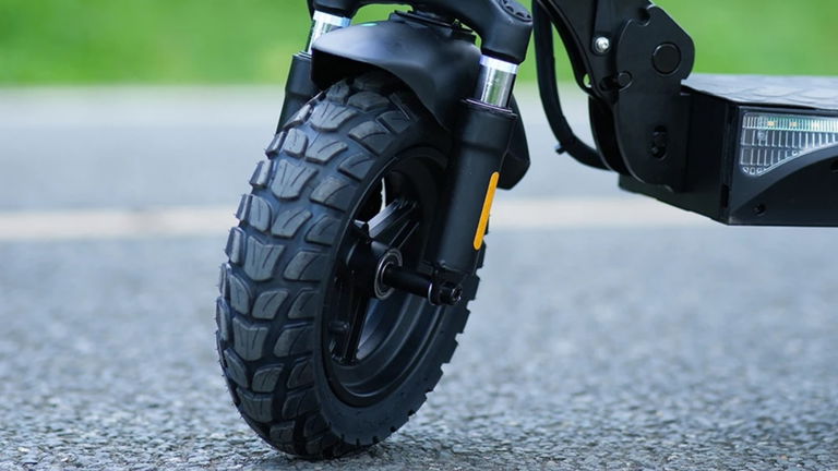 Potencia superior de 800 W con una autonomía de 40 km: este patinete eléctrico baja de 459 a 278 euros