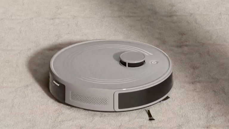 De 699 a 209 euros es la bestial caída de precio de este robot aspiradora con base de vaciado y 10.000 Pa de potencia