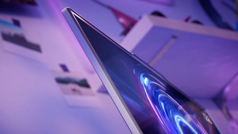 32 GB de RAM, RTX 5070, Intel Core i7 y 550 euros de descuento para este portátil brutal en el Black Friday