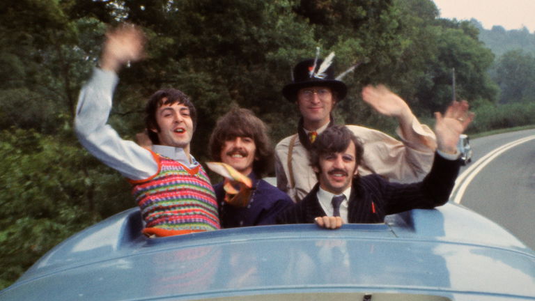 ¿Eres beatlemaníaco? Disney+ trae de vuelta su obra definitiva: 'The Beatles Anthology' renace con material inédito y calidad de cine
