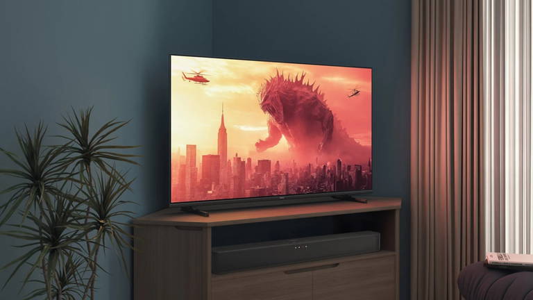 La oferta que convierte tu salón en cine viene en pack: smart TV QLED de 55 pulgadas + barra de sonido por menos de 380 euros