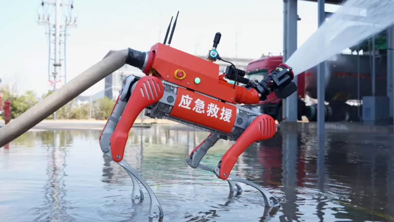 La robótica en China está en el siglo XXX: sustituyen a los bomberos por estos robots