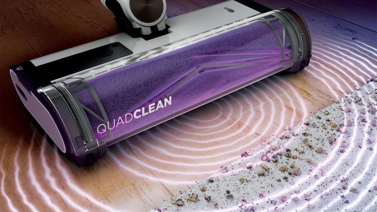 La aspiradora del futuro ahora tiene 110 euros de descuento: potencia descomunal, base de vaciado automático y detección de suelos