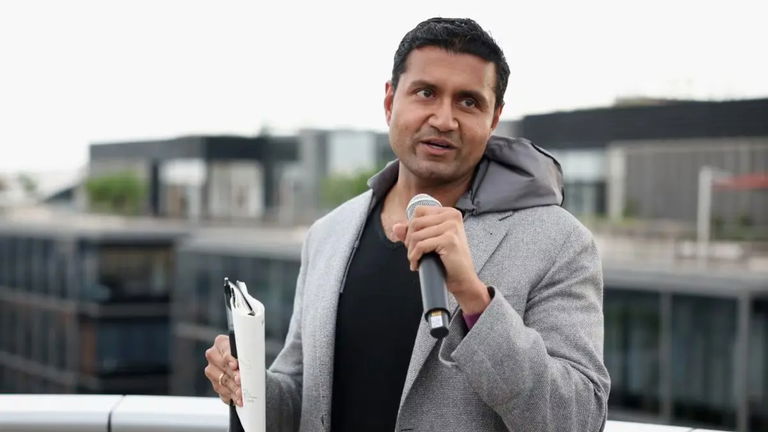 El director de Palantir defiende que la visión religiosa ayuda a desconfiar de la IA: “No compramos relatos tecnosalvadores"