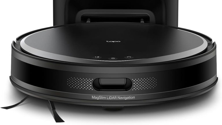 Se puede tener un robot aspirador con base de vaciado por menos de 200 euros: este es el ejemplo claro