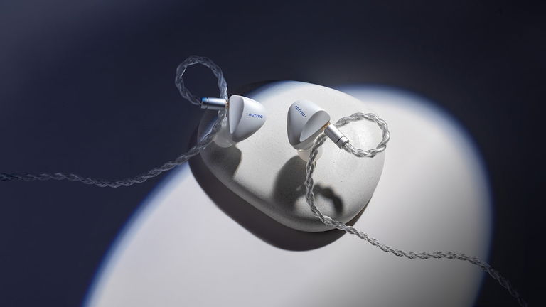 Parece imposible por 75 euros: estos auriculares ponen 5 altavoces en tu oído para lograr un sonido de cine