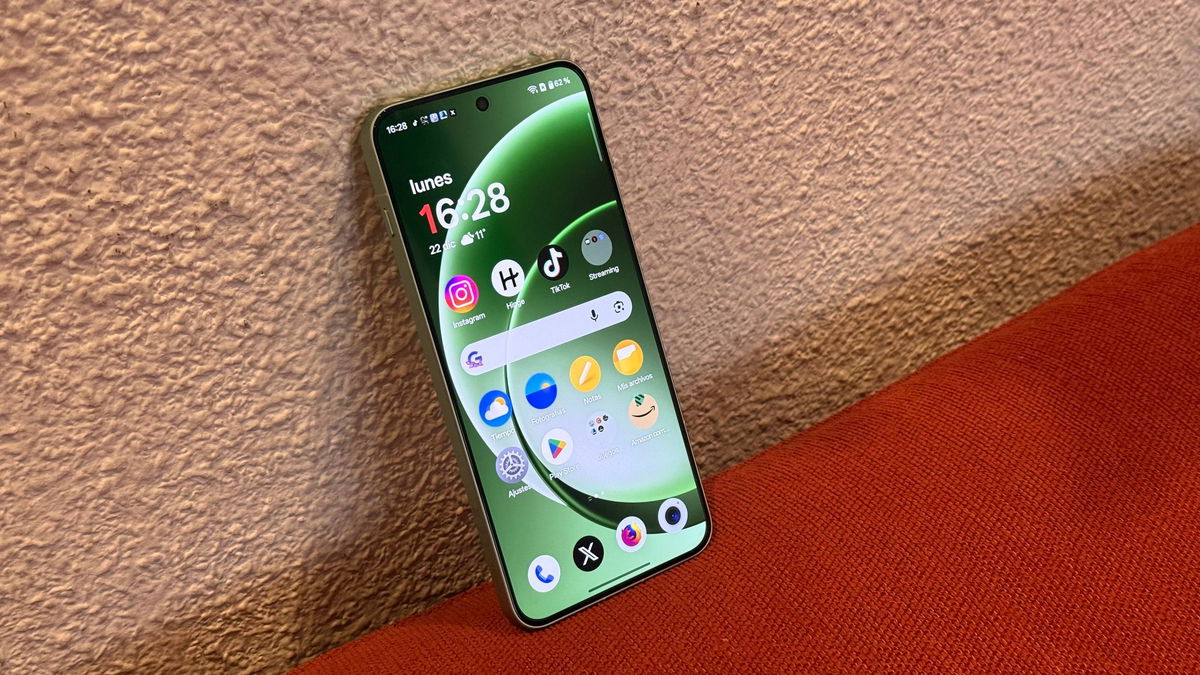 Snapdragon 8 Gen 5, cámara Sony de 50 MP y batería de 7400 mAh: una buena bestia de OnePlus